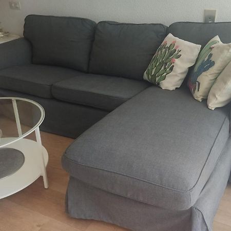 ENCANTADOR apartamento frente a la playa de Bara Roda de Berà  Exterior foto