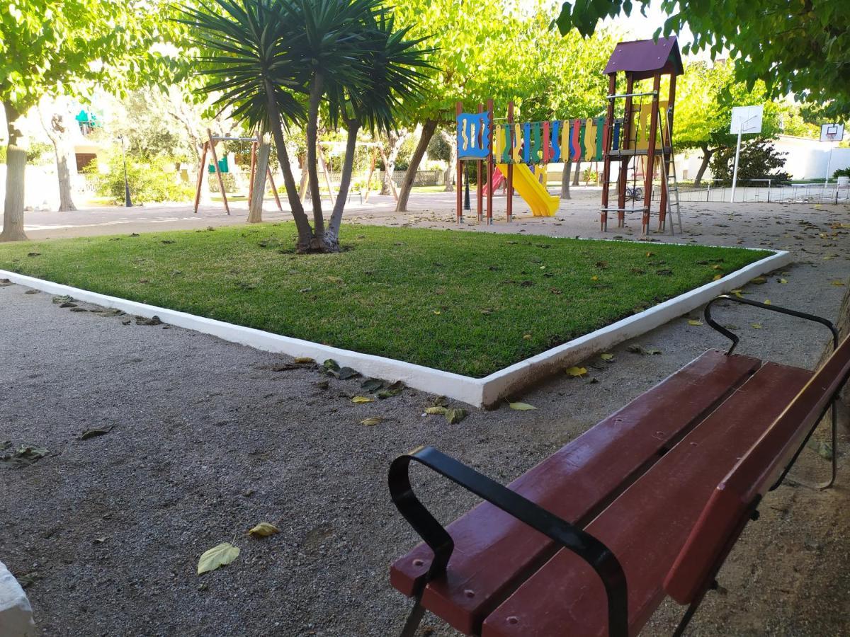 ENCANTADOR apartamento frente a la playa de Bara Roda de Berà  Exterior foto