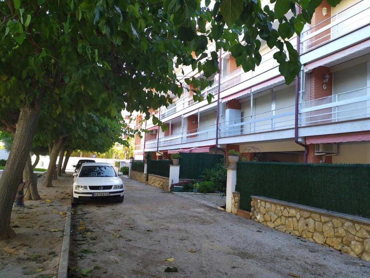ENCANTADOR apartamento frente a la playa de Bara Roda de Berà  Exterior foto