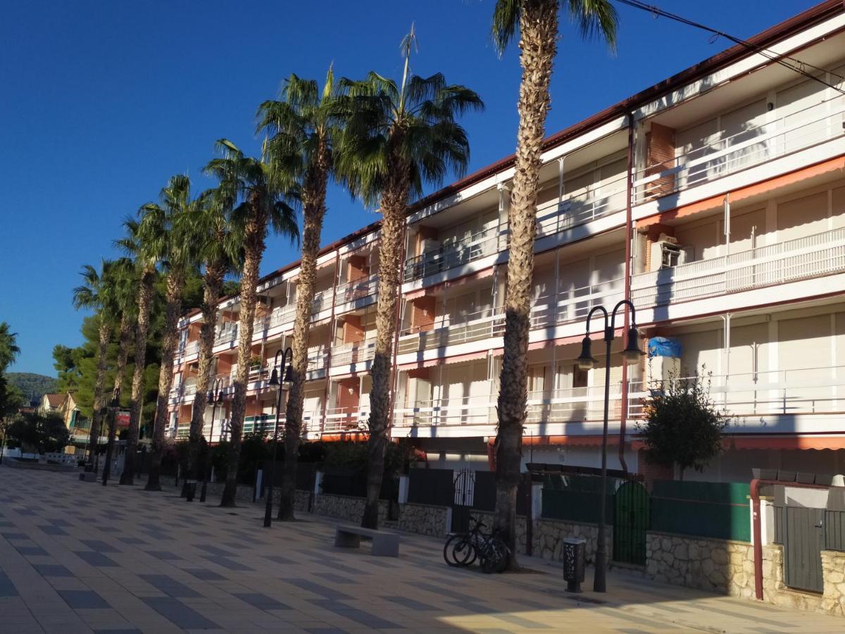 ENCANTADOR apartamento frente a la playa de Bara Roda de Berà  Exterior foto