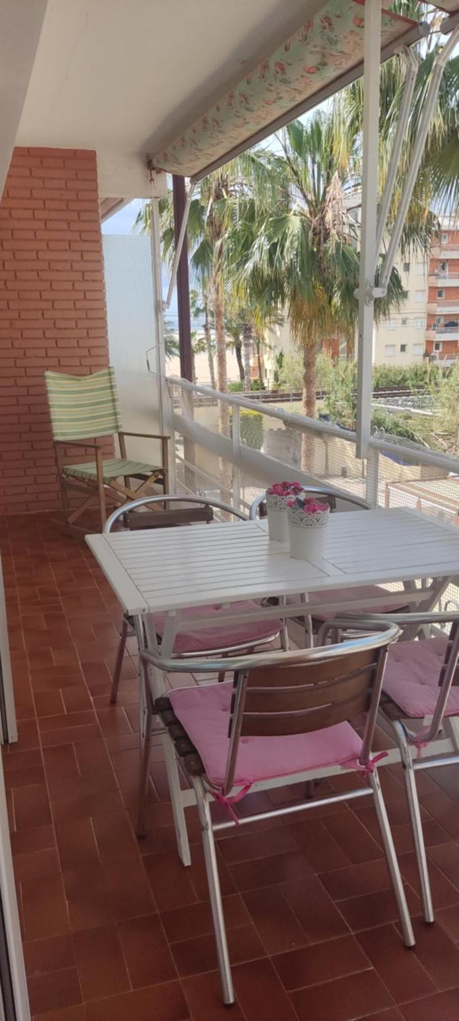 ENCANTADOR apartamento frente a la playa de Bara Roda de Berà  Exterior foto