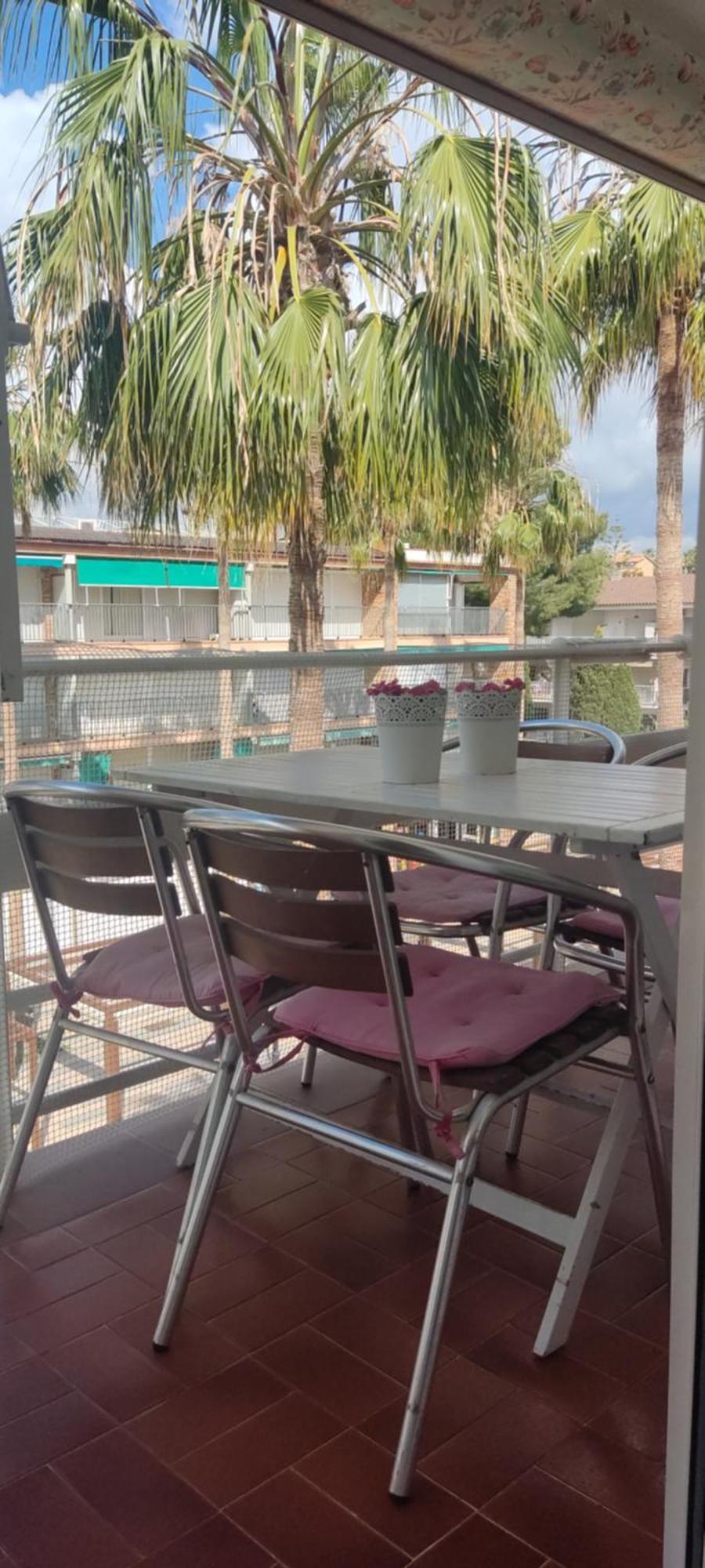ENCANTADOR apartamento frente a la playa de Bara Roda de Berà  Exterior foto